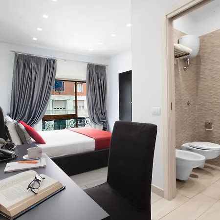 Dei Catalani 5* Naples