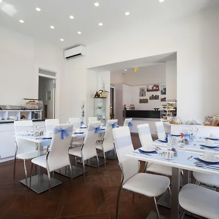 Dei Catalani 4* Naples