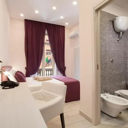 Dei Catalani 5* Naples