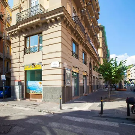 Dei Catalani 5* Naples