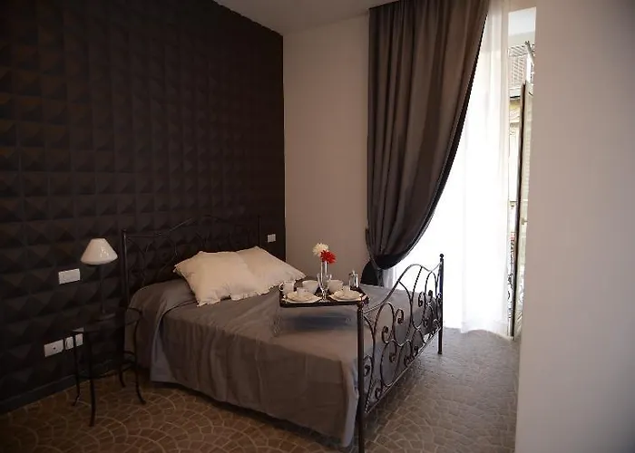 Dei Catalani 4* Nápoles